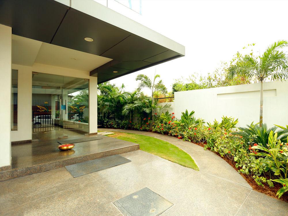 Fabhotel Syberitic Suites Gachibowli - Fully Vaccinated Staff Kondapur  Eksteriør bilde