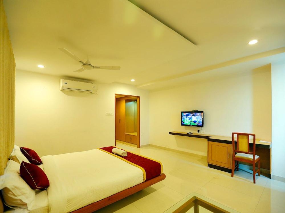 Fabhotel Syberitic Suites Gachibowli - Fully Vaccinated Staff Kondapur  Eksteriør bilde