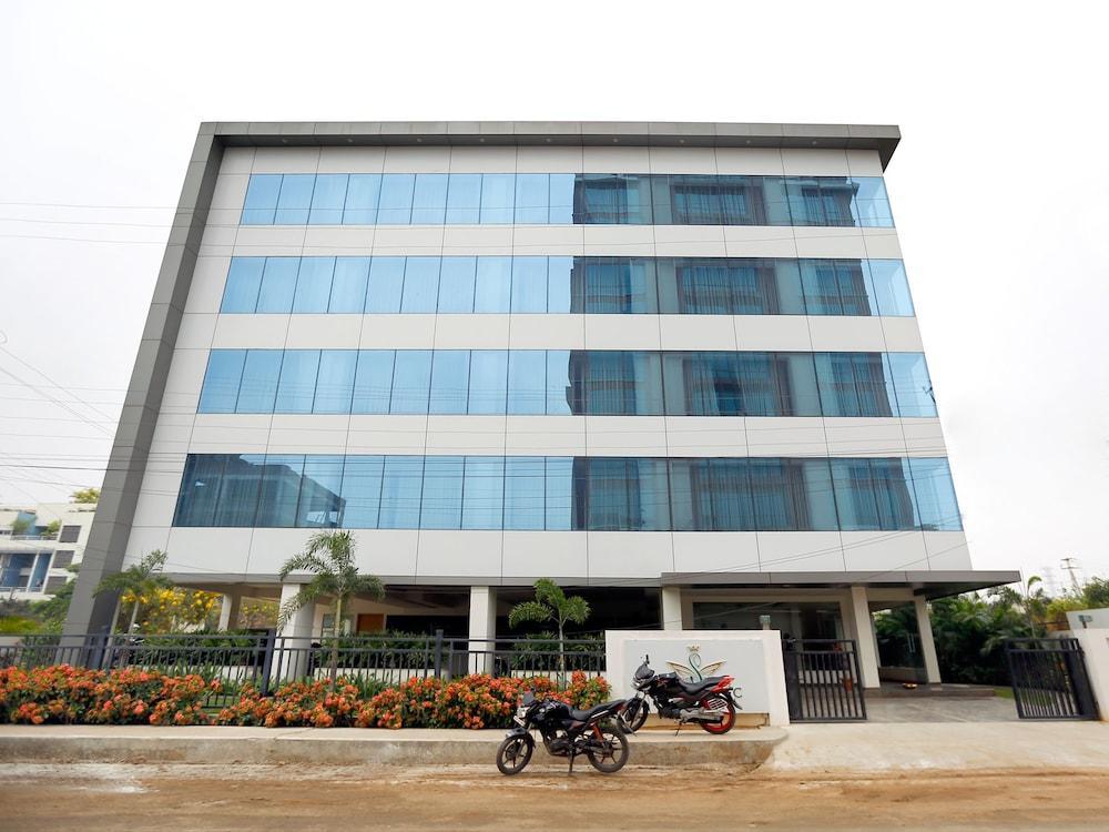 Fabhotel Syberitic Suites Gachibowli - Fully Vaccinated Staff Kondapur  Eksteriør bilde